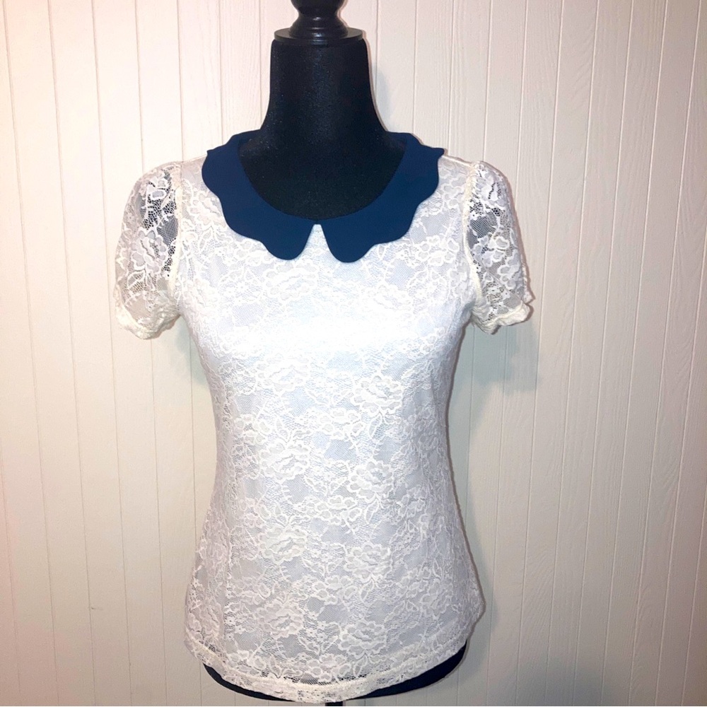 La Chapelle Sport Peter Pan Collar Shirt Small